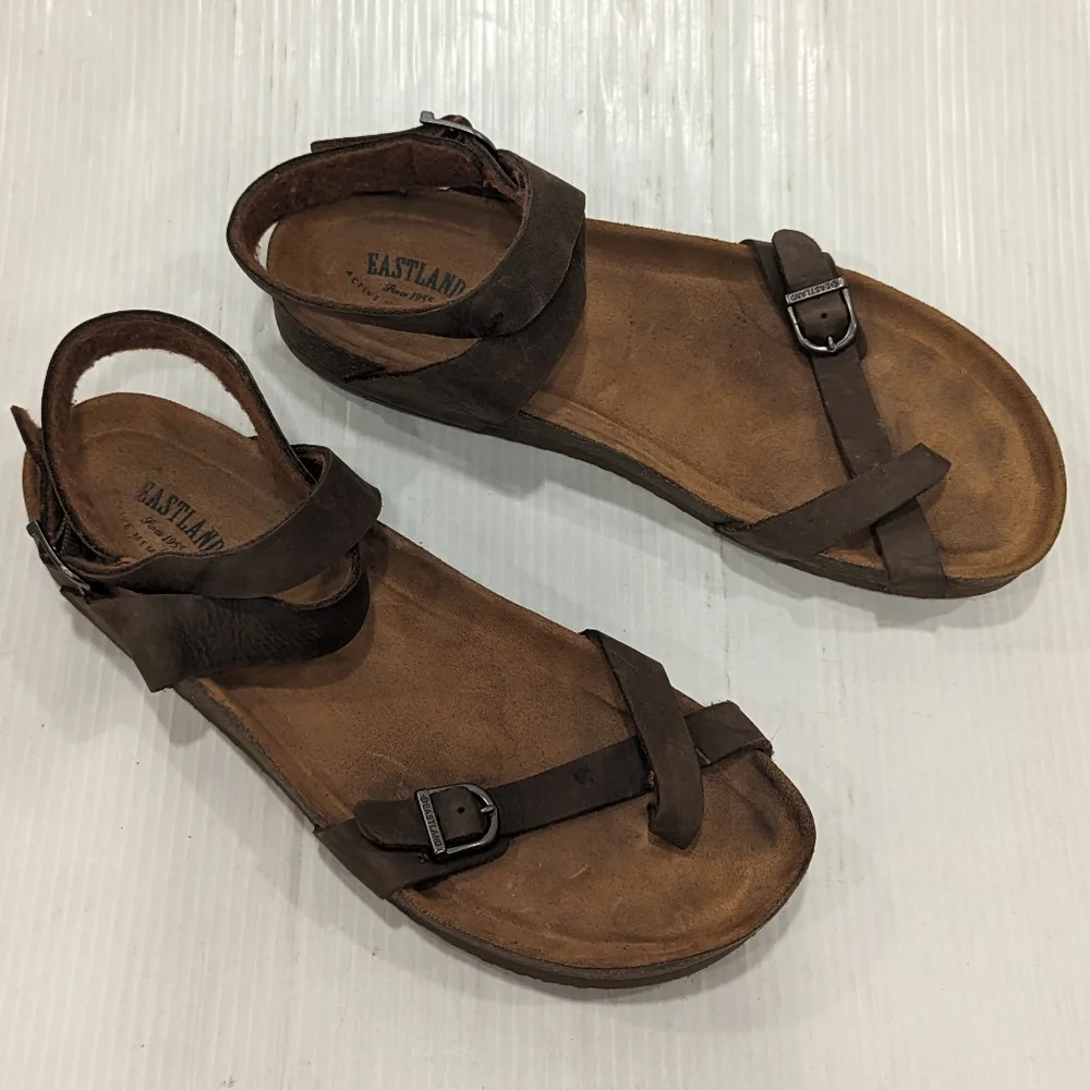 EASTLAND women's strappy brown leather sandals size 11